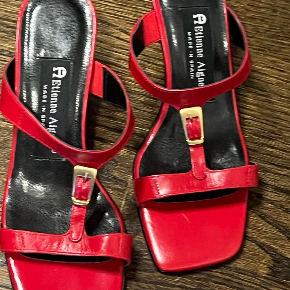 cute Red SZ 6 Etienne Aigner (never worn) - Picture 7 of 10
